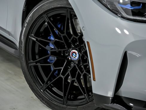 Used 2023 BMW M3 Competition w/ M Carbon Exterior Package image 4