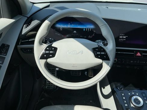 Used 2023 Kia Niro Wave w/ Wave Preserve Package FWD image 13