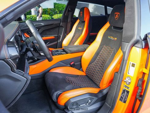 Used 2022 Lamborghini Urus image 27