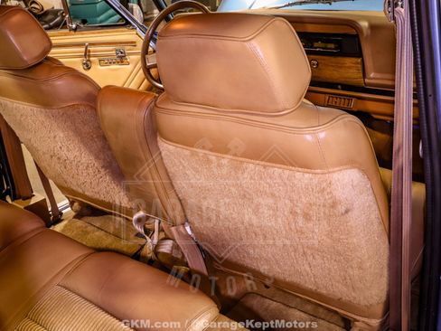 Used 1987 Jeep Grand Wagoneer AWD/4WD image 80