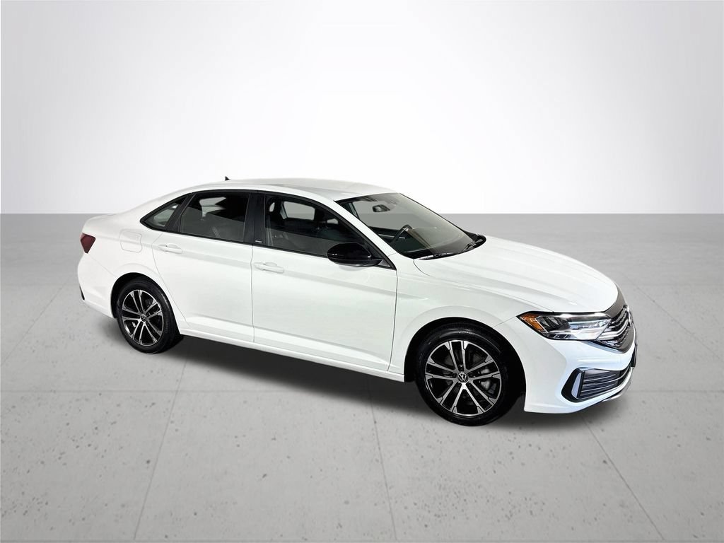 Certified 2023 Volkswagen Jetta Sport FWD image 5