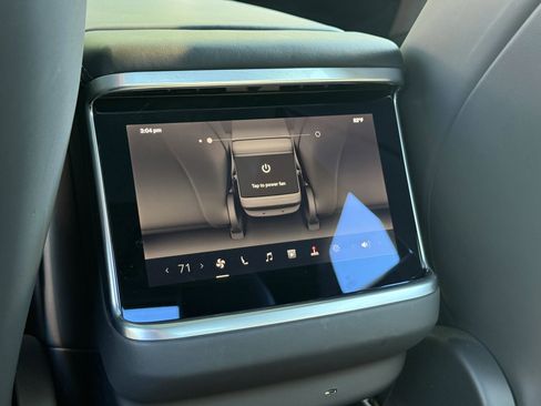 Used 2022 Tesla Model S Standard Range AWD/4WD image 16