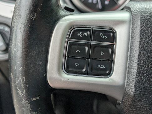 Used 2015 Dodge Journey SXT w/ Flexible Seating Group image 27