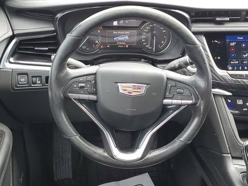 Certified 2024 Cadillac XT6 Premium Luxury AWD/4WD image 27
