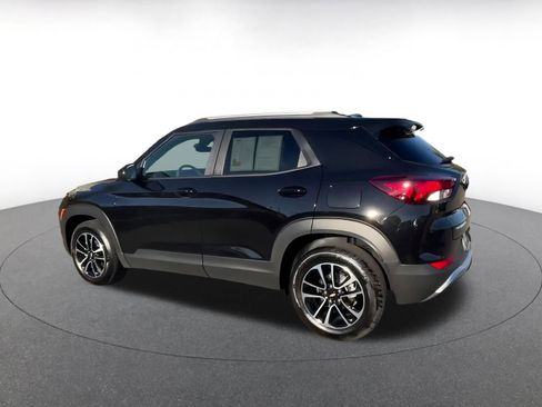 Used 2025 Chevrolet TrailBlazer LT image 10