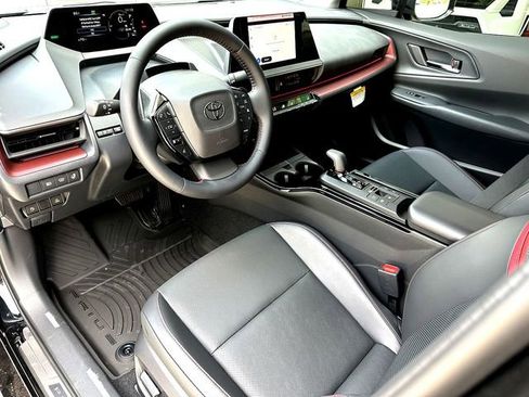 New 2026 Toyota Prius Plug-In Hybrid FWD image 11