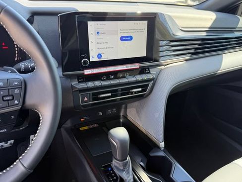 Used 2026 Toyota Camry SE w/ Convenience Package FWD image 16
