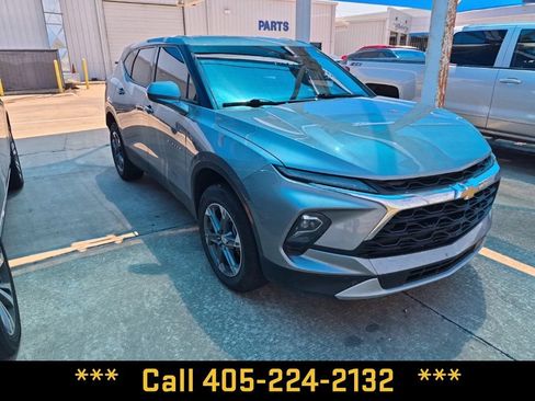 Used 2024 Chevrolet Blazer LT FWD image 14