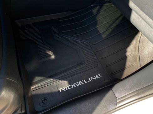 Used 2025 Honda Ridgeline RTL image 16