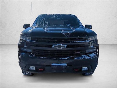Used 2020 Chevrolet Silverado 1500 LT Trail Boss image 2