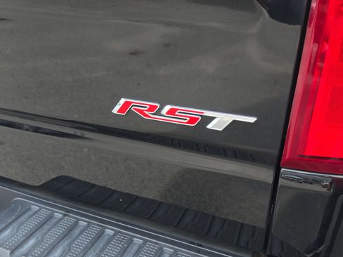 Used 2024 Chevrolet Silverado 1500 RST AWD/4WD image 16
