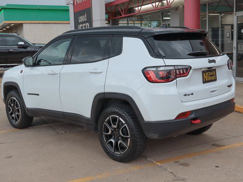 Used 2026 Jeep Compass Trailhawk AWD/4WD image 6