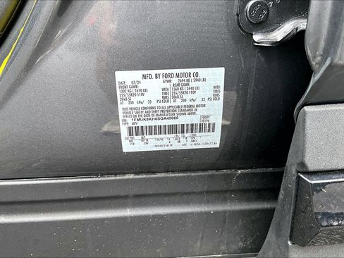 Used 2025 Ford Explorer ST-Line AWD/4WD image 4
