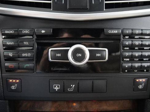 Used 2012 Mercedes-Benz E 350 4MATIC Sedan image 21