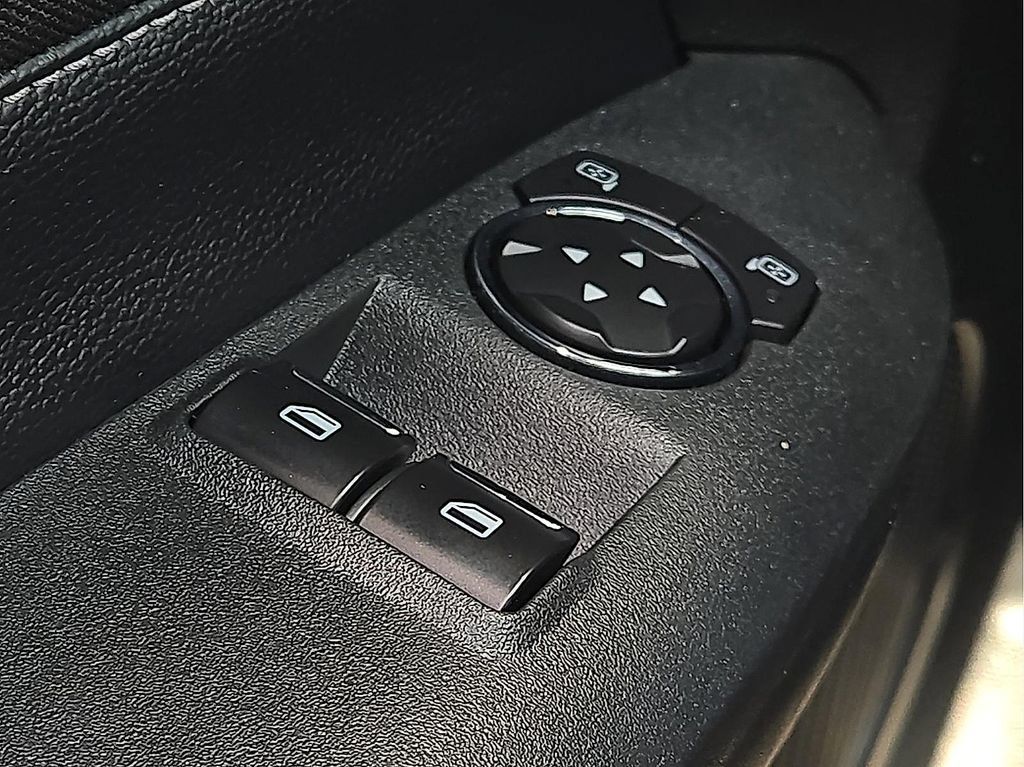 Used 2020 Ford Mustang GT RWD image 16
