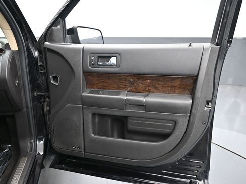 Used 2019 Ford Flex Limited AWD/4WD image 40