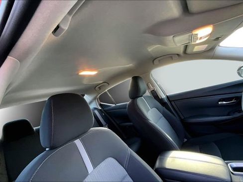 Used 2024 Nissan Sentra SV image 19