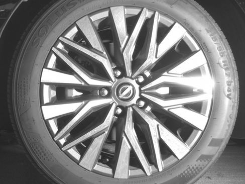 Used 2025 Nissan Altima 2.5 SV FWD image 15