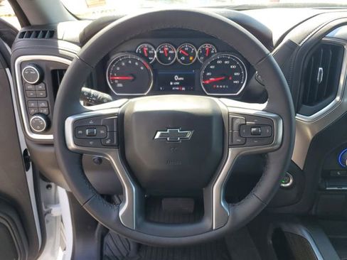 Used 2022 Chevrolet Silverado 1500 LT Trail Boss image 22