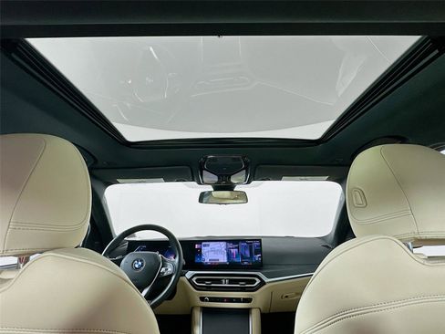 Certified 2023 BMW 330i xDrive 330i xDrive w/ Driving Assistance Package image 22