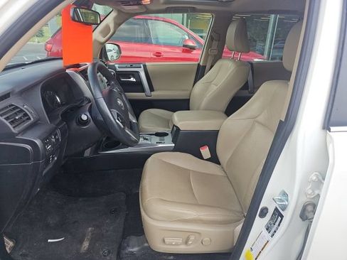 Used 2022 Toyota 4Runner Limited AWD/4WD image 7