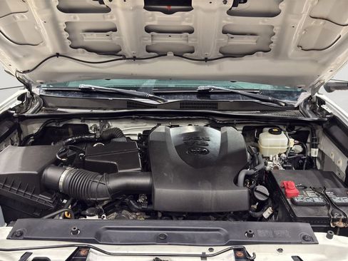 Used 2018 Toyota Tacoma TRD Pro image 34