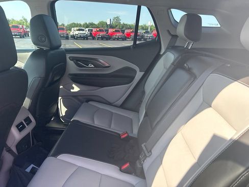 Used 2022 GMC Terrain SLT w/ Infotainment Package II AWD/4WD image 13