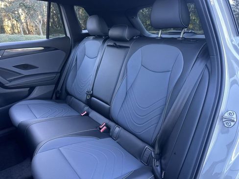 New 2026 Volkswagen Tiguan SE R-Line image 23