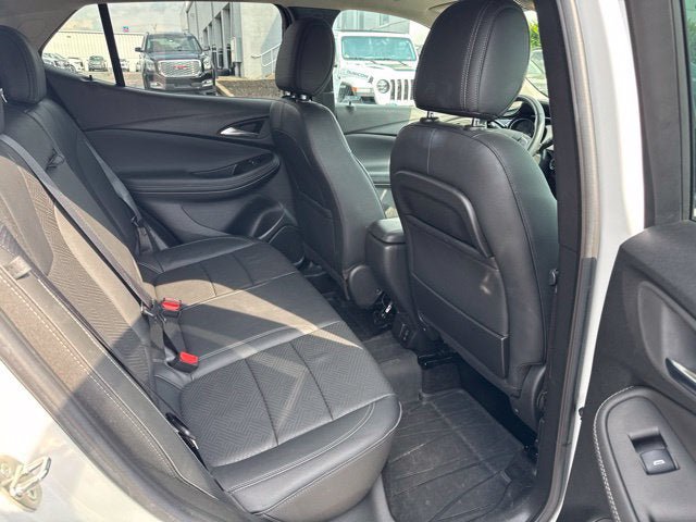 Used 2023 Buick Encore GX Essence w/ Experience Buick Package AWD/4WD image 24