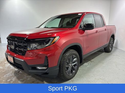 Used 2024 Honda Ridgeline Sport image 3