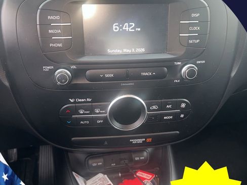 Used 2017 Kia Soul + w/ Designer's Package FWD image 7
