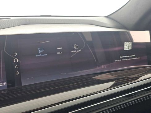 New 2026 Cadillac Escalade ESV Luxury image 29