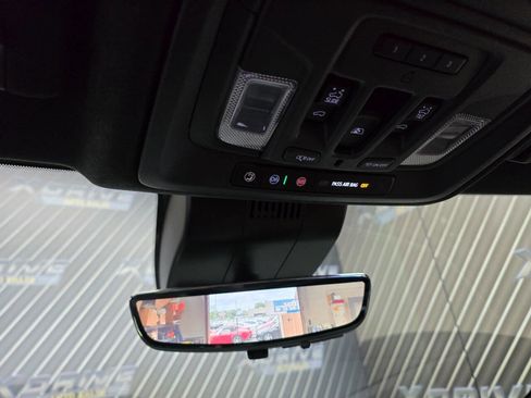 Used 2023 GMC Sierra 1500 Denali Ultimate image 33