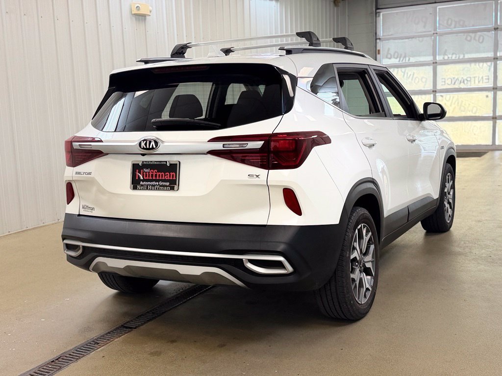 Used 2021 Kia Seltos EX AWD/4WD image 6