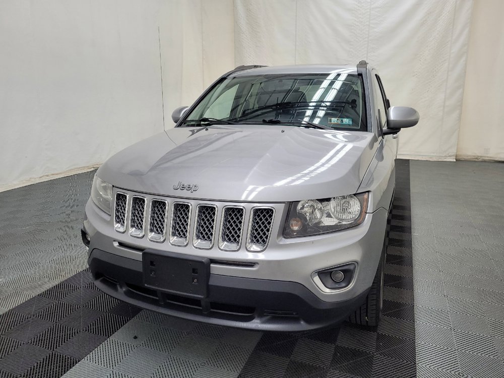 Used 2015 Jeep Compass High Altitude AWD/4WD image 15