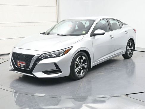 Used 2022 Nissan Sentra SV FWD image 1