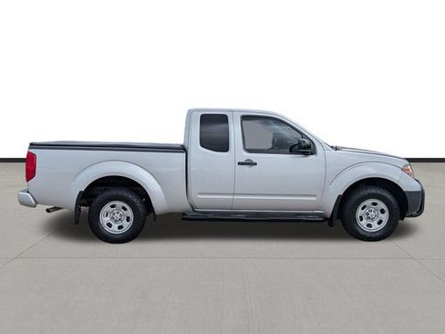 Used 2019 Nissan Frontier S RWD image 4