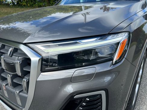 New 2025 Audi Q7 3.0T Premium Plus image 26
