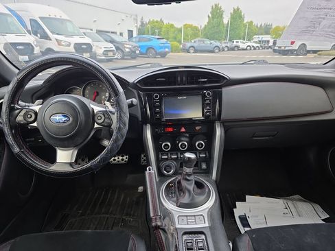 Used 2017 Subaru BRZ Limited RWD image 6