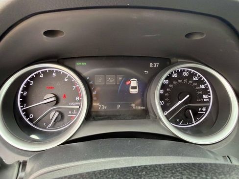 Used 2024 Toyota Camry XLE FWD image 31