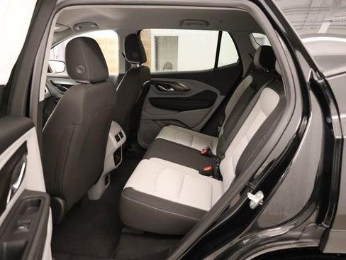 Used 2023 GMC Terrain SLE w/ Driver Convenience Package image 34