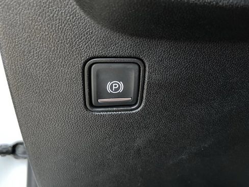 Used 2019 GMC Terrain SLT image 45