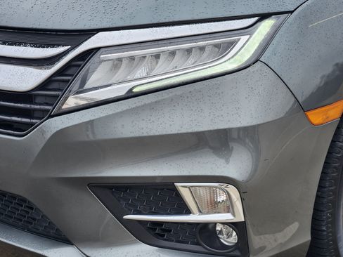 Used 2018 Honda Odyssey Elite image 9