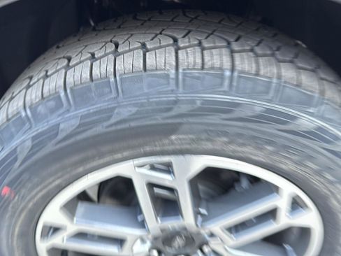 New 2025 Ford Expedition Max Active image 6