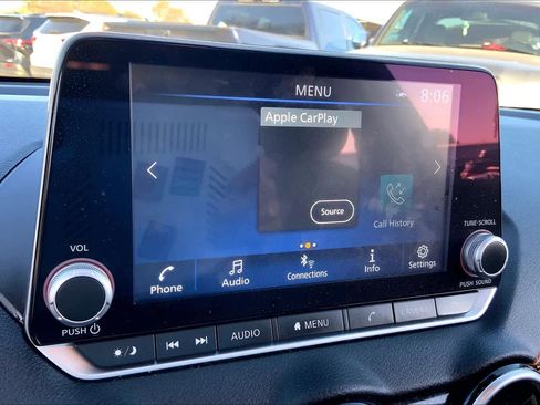 Used 2024 Nissan Sentra SR w/ SR Premium Package image 32