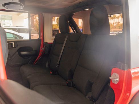 Used 2019 Jeep Wrangler Unlimited Sport AWD/4WD image 19