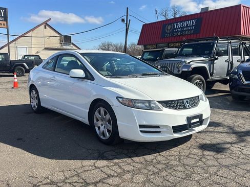 Used 2010 Honda Civic LX image 3
