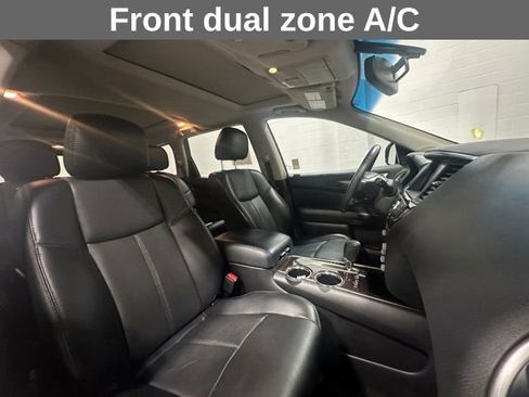 Used 2016 Nissan Pathfinder Platinum FWD image 18