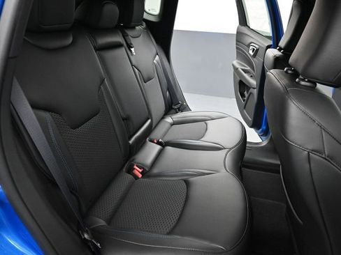 New 2026 Jeep Compass Latitude image 22