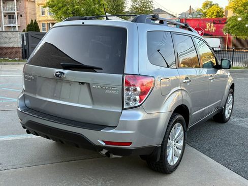 Used 2011 Subaru Forester 2.5X Limited AWD/4WD image 5